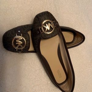 Michael kors flats mocs 8 1/2 med womens